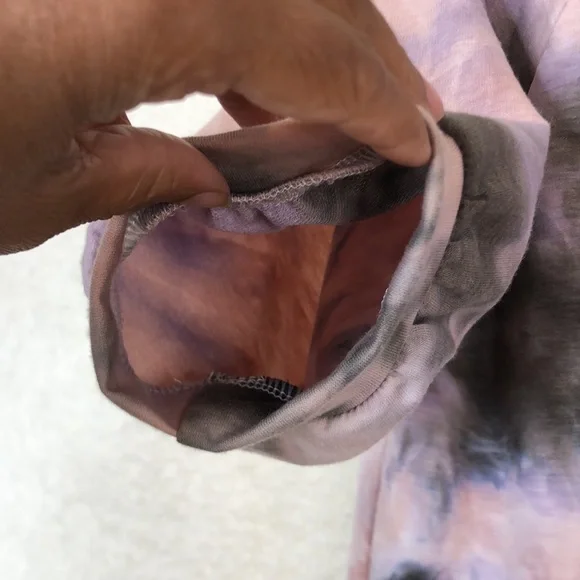 NWT Thyme + Honey Womens Swing Purple & Gray Tie Dye Top SIZE MEDIUM - Picture 5 of 7